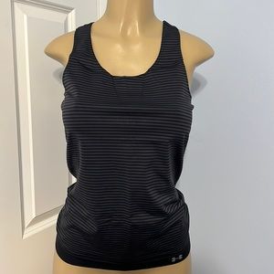 🌻FOR BUNDLES ONLY🌻 Under amor racer back tank